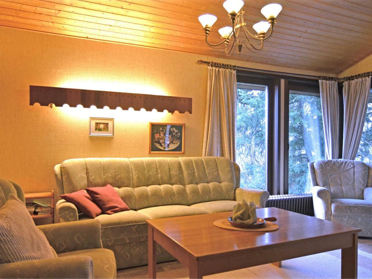 Furnished Bungalow With Peaceful Neighbourhood Meschede Buitenkant foto